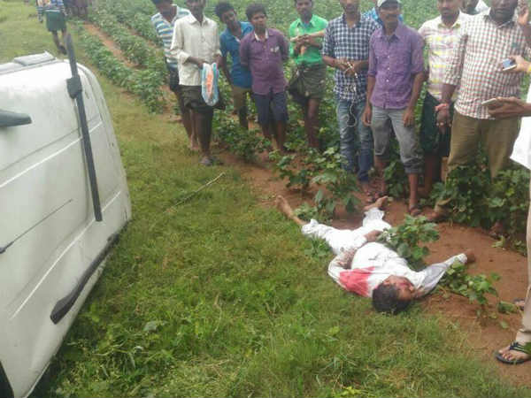 ఎయిర్ బ్యాగ్స్ తెరుచుకునేలోపే: