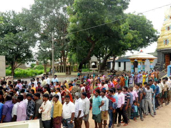 భారీ పోలింగ్