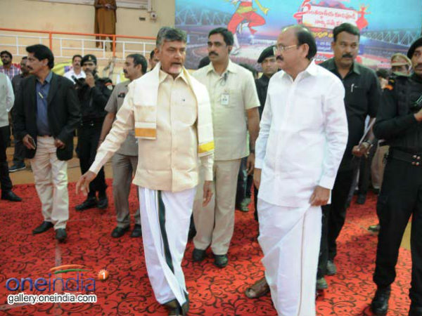 మొదటి వ్యక్తి వెంకయ్యే..