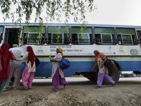 గుర్మీత్ మద్దతుదారులు సొంతూళ్లకు వెళ్లేందుకు బస్సులు