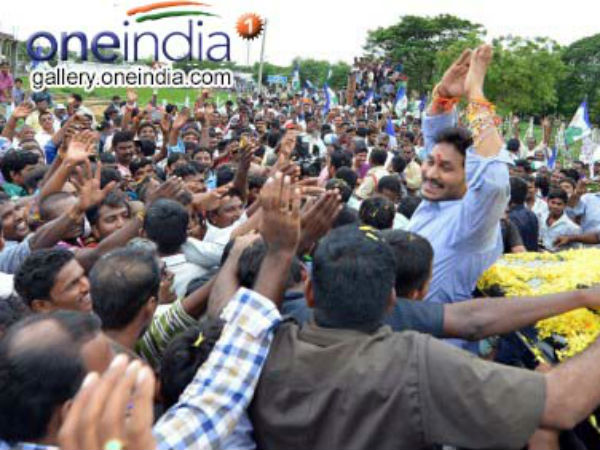 ప్రజల నాడి పట్టలేకపోయాం