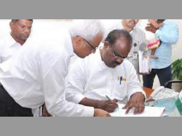 జయశంకర్ - భూపాలపల్లిలో కేవలం 107 ఇళ్ల నిర్మాణం మొదలు