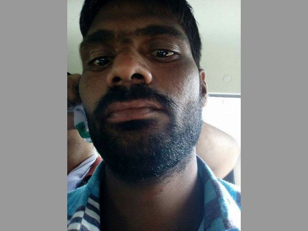 TRS leader obstructs Kodandaram at Baswapur