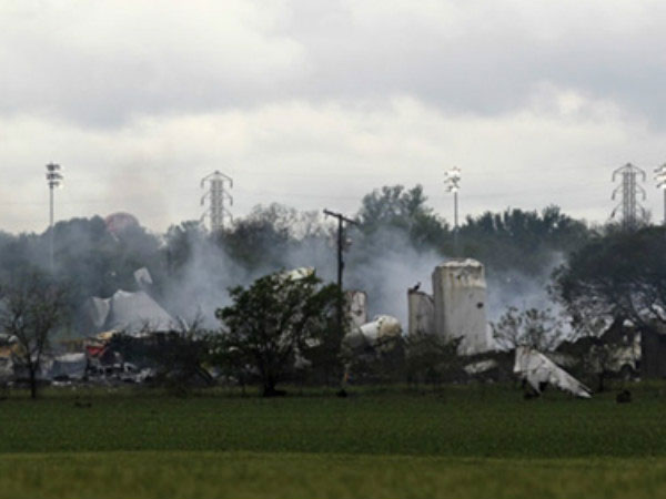 కెమికల్ ఫ్యాక్టరీలో పేలుడు...