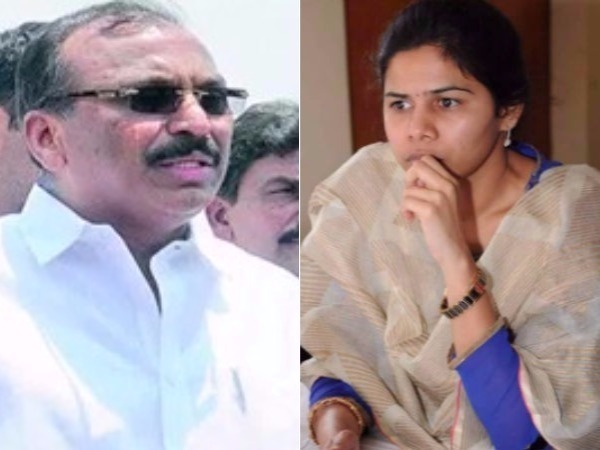 అప్పుడు, ఇప్పుడు పారిపోయారు