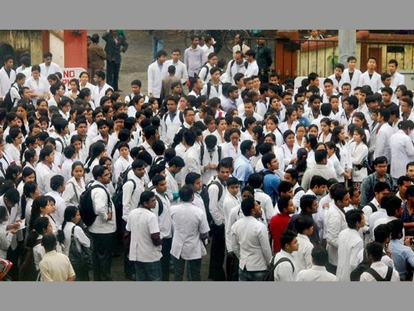 ఇలా సైన్స్ విద్యార్థుల్లో ఆవేదన మొదలు