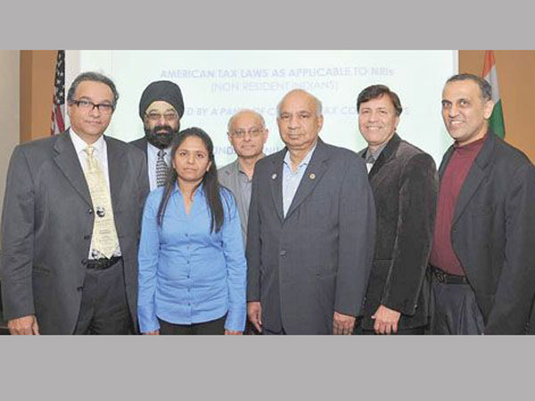 పొంచి ఉన్న బహిష్కరణ ముప్పు