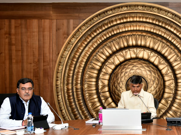 హైదరాబాద్ కంటే ఎక్కువ ధర అంటే ఎవరు వస్తారు