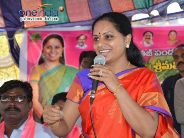 జాగృతి ద్వారా క్షేత్ర స్థాయిలోకి కవిత