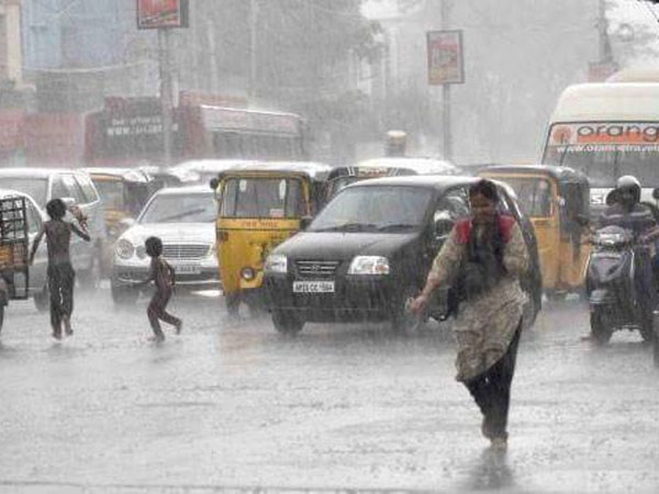 మురుగునీటితో తీవ్ర ఇబ్బందులు: