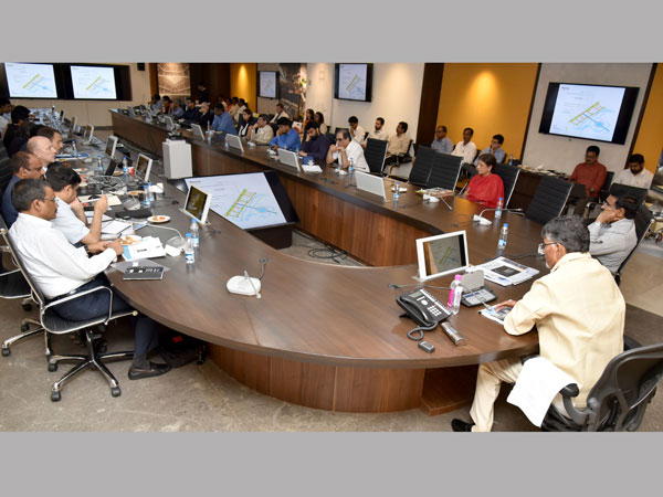 అద్భుతంగా హైకోర్టు.. అద్భుతంగా హైకోర్టు..