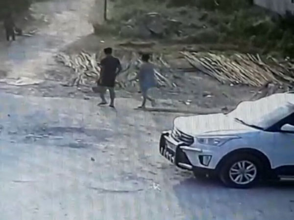 52 మంది విద్యార్థులతో కలిసి 52 మంది విద్యార్థులతో కలిసి