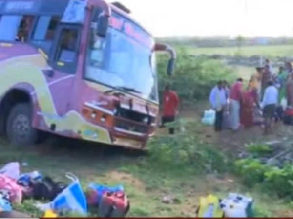 వేగంగా ఢీకొన్న సిమెంట్ లారీ