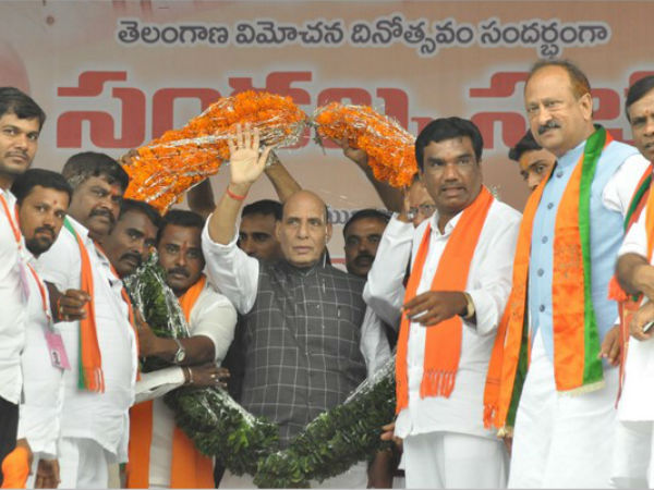 పాకిస్తాన్‌పై ఆగ్రహం