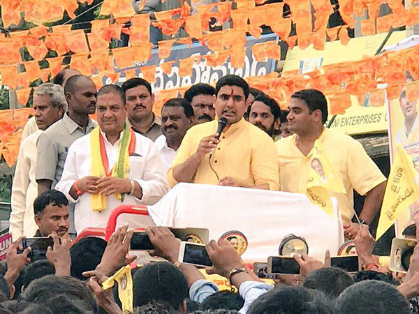 ఫ్యాన్ కిందపడటం ఖాయం..