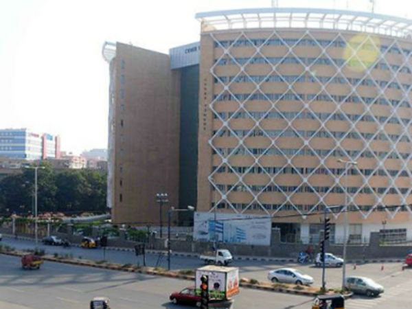 మూడో స్థానంలో హైదరాబాద్: