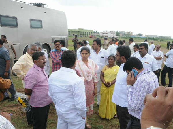 జగన్ పార్టీకి డిపాజిట్ కూడా దక్కొద్దు