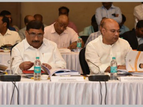 అందుకే ఆ జిల్లాలు వెనుకబడ్డాయి