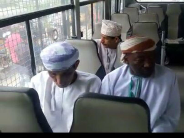 ఒక్కొక్కరు పదిపదిహేను మందిని పరిశీలిస్తారు