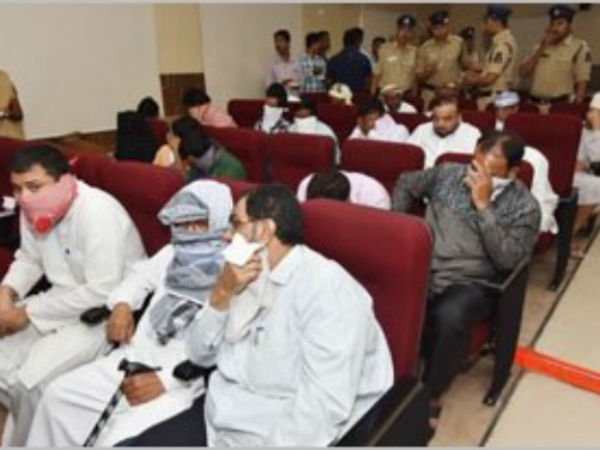 ఒమన్, ఖతర్, సౌదీల నుంచి షేక్ల రాక ఇలా ఒమన్, ఖతర్, సౌదీల నుంచి షేక్ల రాక ఇలా