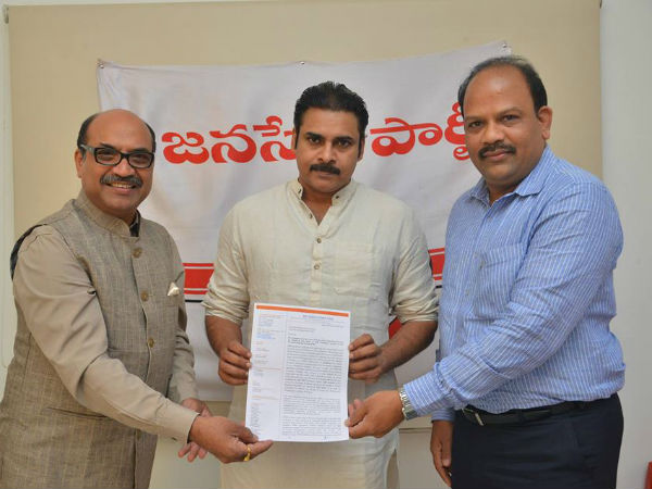 ఈసారి పవన్‌ సేవలకు గుర్తింపు..