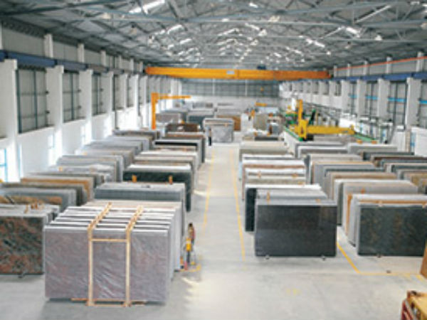 గుట్టలు కనుమరుగవుతున్నా...