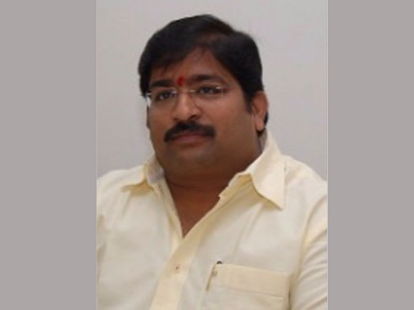 ఈదర మోహన్‌ను తప్పిస్తారా?