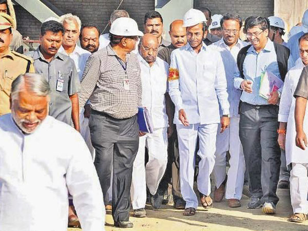 బోనస్, వేతనాల నుంచి కార్మిక సంఘం సభ్యత్వం, చందాలు వసూళ్లు