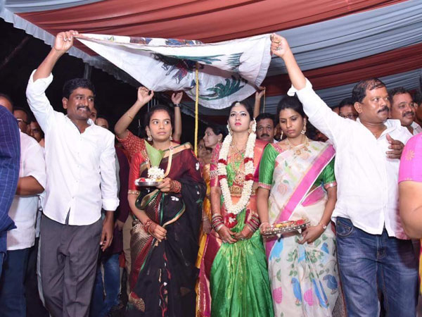 1700 మంది పోలీసులతో భారీ బందోబస్తు