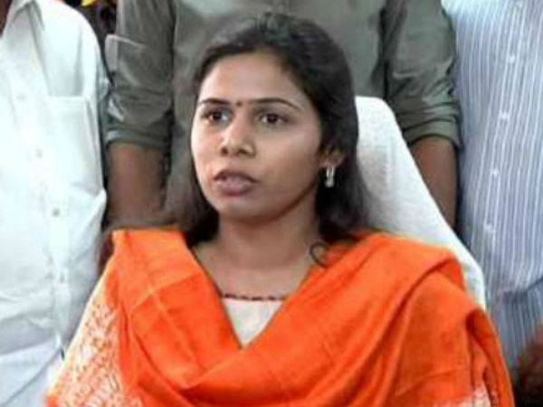 నీటి సమస్యపై నేను ఉప ముఖ్యమంత్రి మాట్లాడుకుంటున్నాం