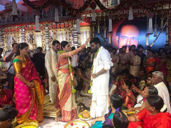 కెసిఆర్, పరిటాల రవిల మధ్య స్నేహం