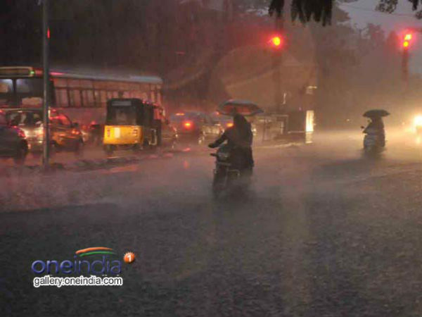 భారీ ట్రాఫిక్ జామ్