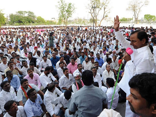  ప్రగతిభవన్ వద్ద ఆందోళనలతో సర్కార్‌కు ఇబ్బందికరం