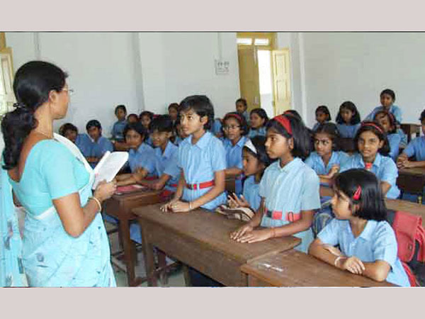 డీఎస్సీకి తొందరేముందన్న సీఎం కేసీఆర్