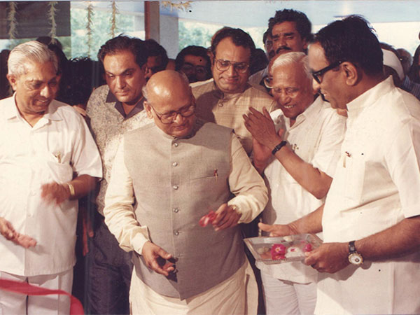 12 ఏళ్ల క్రితం ముగిసిన కాంగ్రెస్‌ ‘ఖామ్‌' ఫార్ములా!