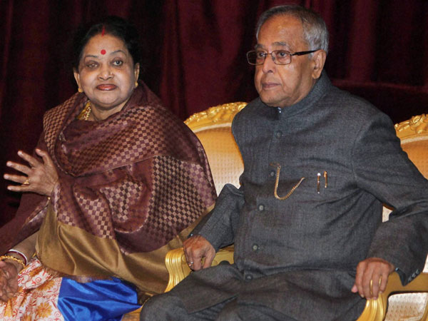 పుస్తకంలో పేర్కొన్న ప్రణబ్