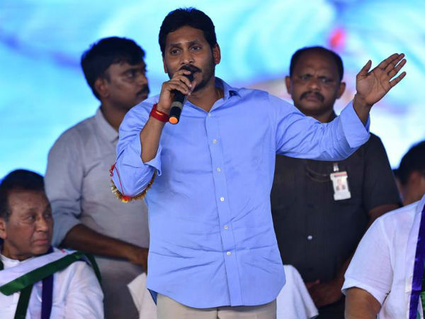 మెజారిటీ 'బీసీ'లే టార్గెట్:
