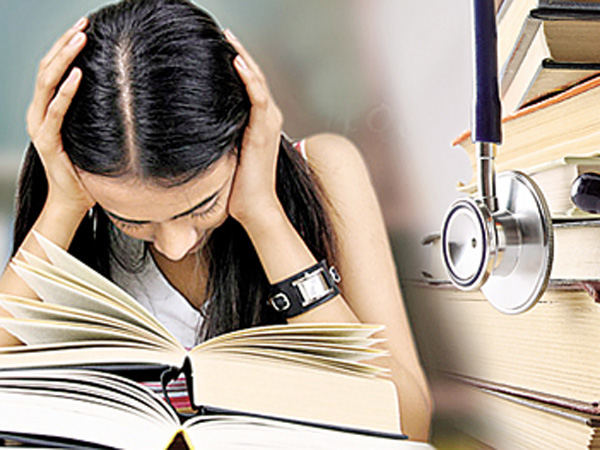 ఇలా విద్యార్థులు, వారి తల్లిదండ్రుల ఆకాంక్షలు ఇలా విద్యార్థులు, వారి తల్లిదండ్రుల ఆకాంక్షలు