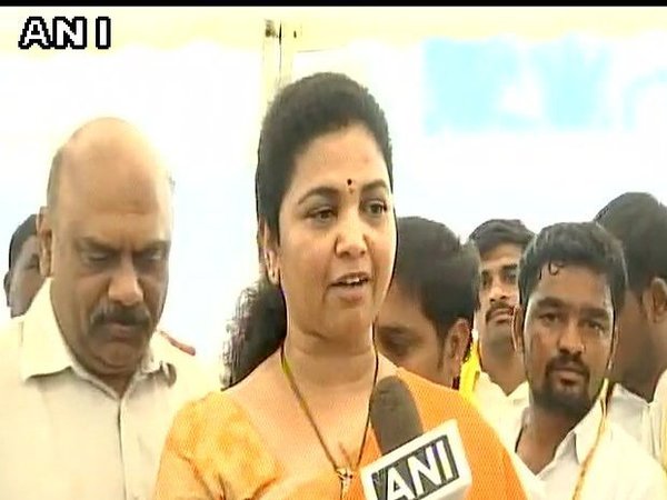 వారు కనిపించలేదు కానీ,.. బాబు పలుకులుఎలా నచ్చాయి..?