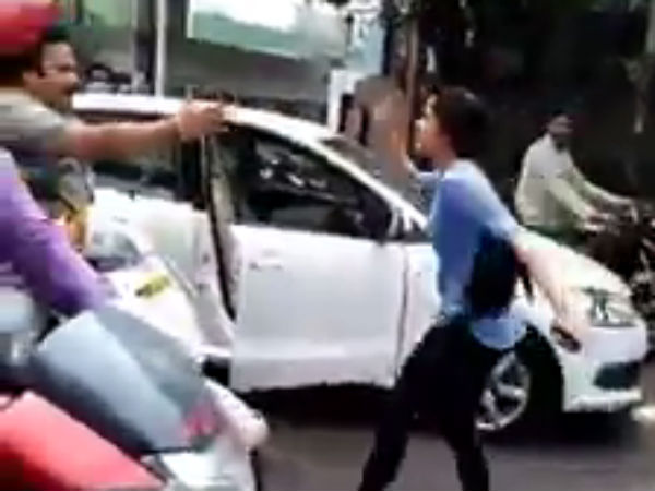 ట్రాఫిక్ ఇన్స్పెక్టర్ సర్దిచెప్పే ప్రయత్నం చేసినా ట్రాఫిక్ ఇన్స్పెక్టర్ సర్దిచెప్పే ప్రయత్నం చేసినా