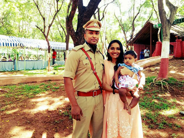 జాయి‌స్‌తో వివాహం ఇలా.