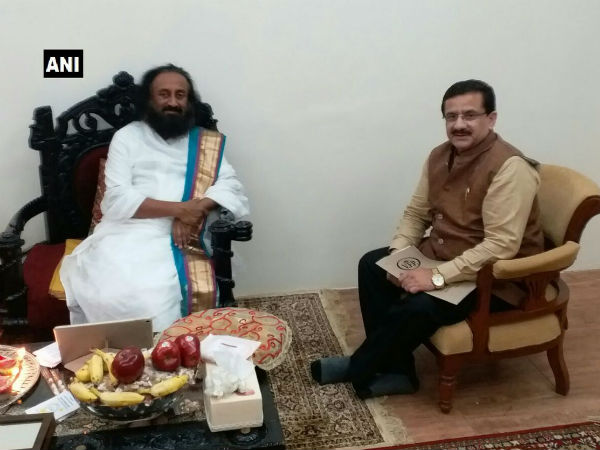 Ram Temple issue Shia Waqf Board Chief Wasim Rizvi met Sri Sri Ravi Shankar in Bengaluru