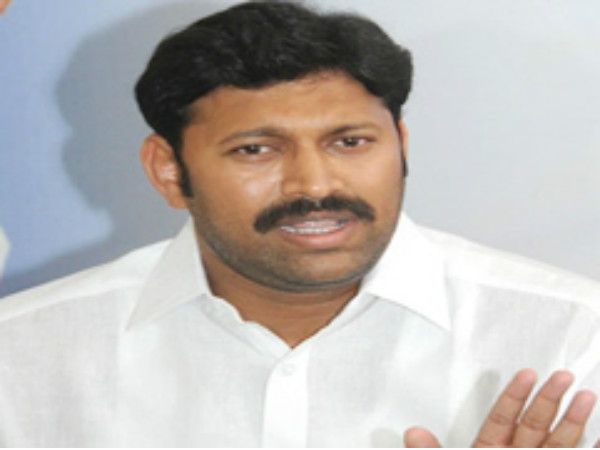 అందుబాటులో ఉంటున్నది వీరే...