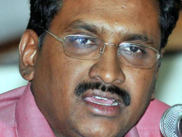 యూపీఎస్సీ ప్రశంసకు.. టీఎస్పీఎస్సీ నియామక ప్రక్రియకు సారూప్యం ఏది? యూపీఎస్సీ ప్రశంసకు.. టీఎస్పీఎస్సీ నియామక ప్రక్రియకు సారూప్యం ఏది?