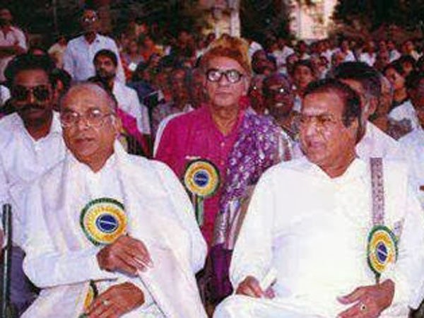 సర్దుకుపోవాలని ఏఎన్నార్‌కు ఎన్టీఆర్ స్నేహహస్తం