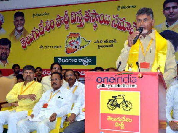 పొత్తులపై నోరెత్తదన్న బాబు