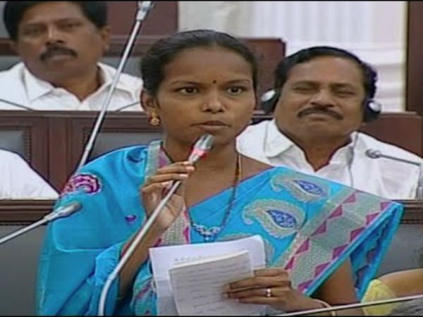 గ్రూపుల పంచాయితీ కారణమేనా