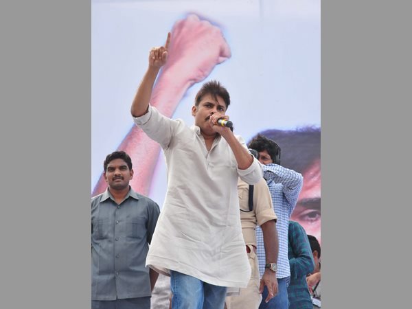  పవన్ కళ్యాణ్, కమల్ హాసన్‌లకు మద్దతు