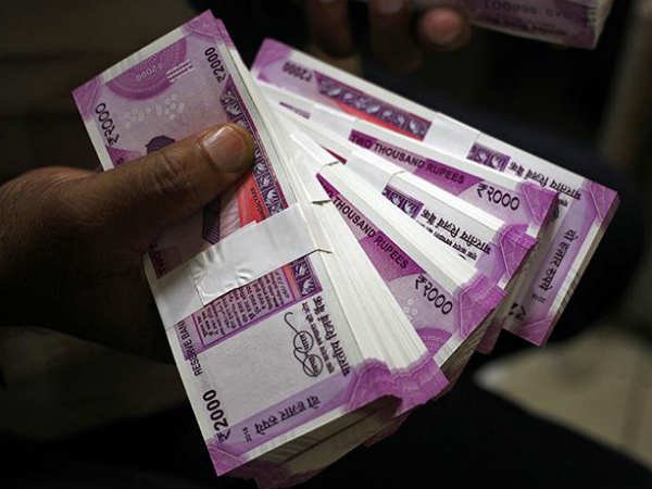 పన్ను చెల్లింపులు పెరిగాయి