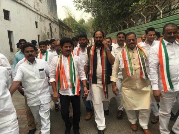 వ్యక్తిగత పాదయాత్రకు అనుమతి ఉండదు